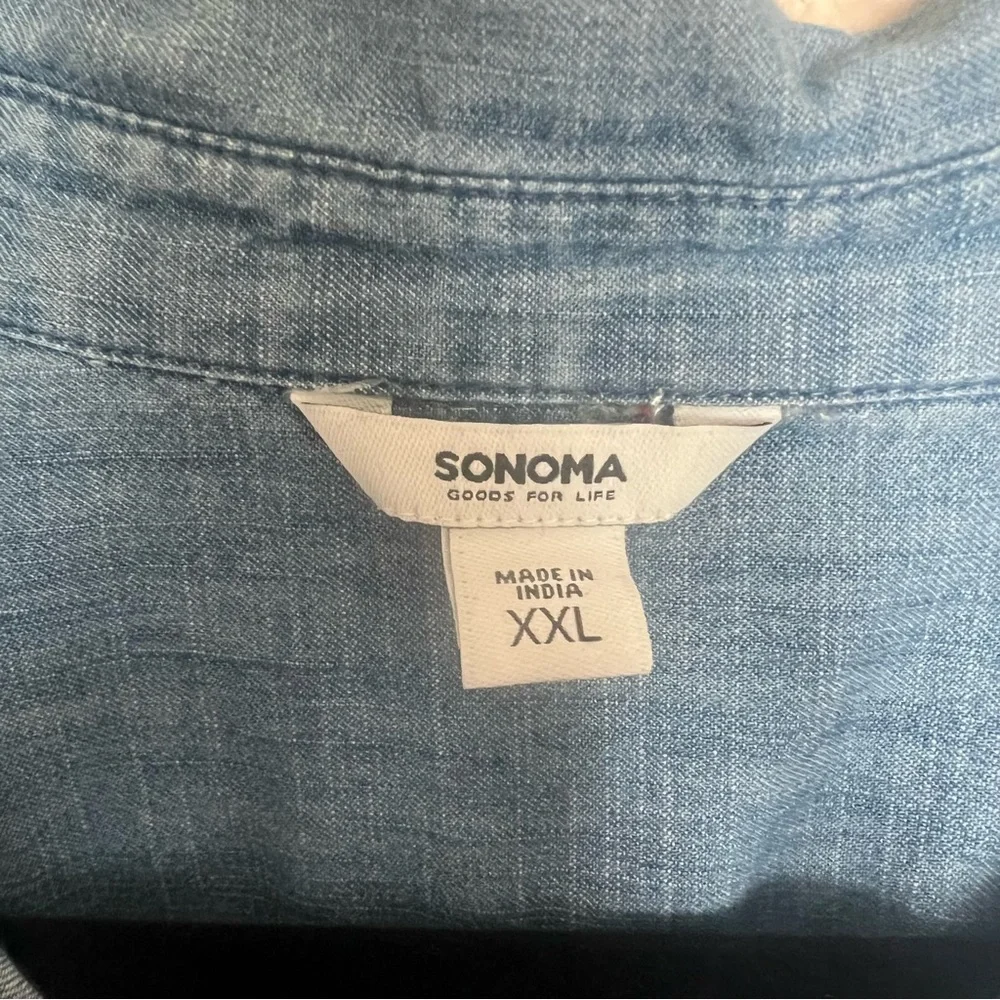 Button Down - Picture 2 of 5